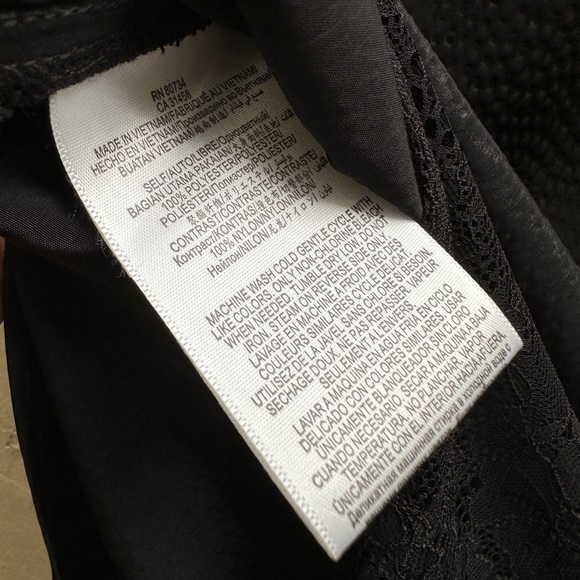 Black pencil skirt by BCBG - Picture 5 of 5